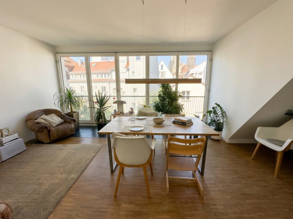 Hirn Immobilien GmbH - Immobilienangebot - Ulm - Wohnungen - Über den Dächern von Ulm – exklusive Penthouse-Maisonette mit Münsterblick und Dachterrasse