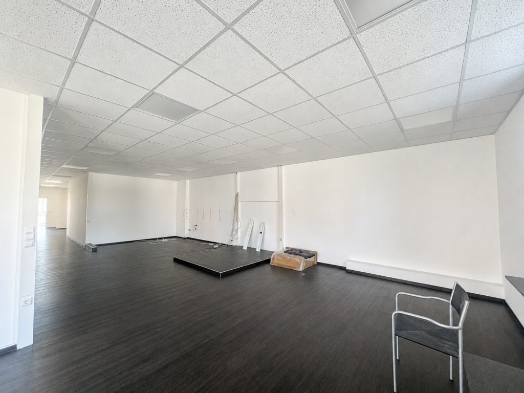 Hirn Immobilien GmbH - Immobilienangebot - Neu-Ulm - Alle - Bürofläche Neu-Ulm — 255 m², ebenerdig, sofort verfügbar