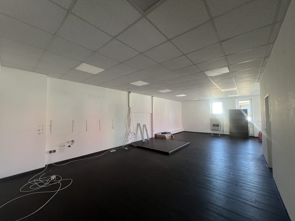 Hirn Immobilien GmbH - Immobilienangebot - Neu-Ulm - Alle - Bürofläche Neu-Ulm — 255 m², ebenerdig, sofort verfügbar