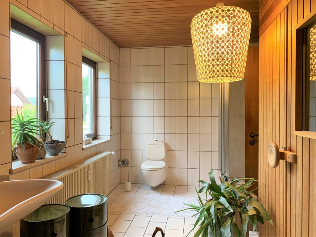 Hirn Immobilien GmbH - Immobilienangebot - Vöhringen/Thal - Wohnungen - 1,5 Zimmer-Studio-Wohnung mit Sauna, Einbauküche und Balkon in Vöhringen/Thal