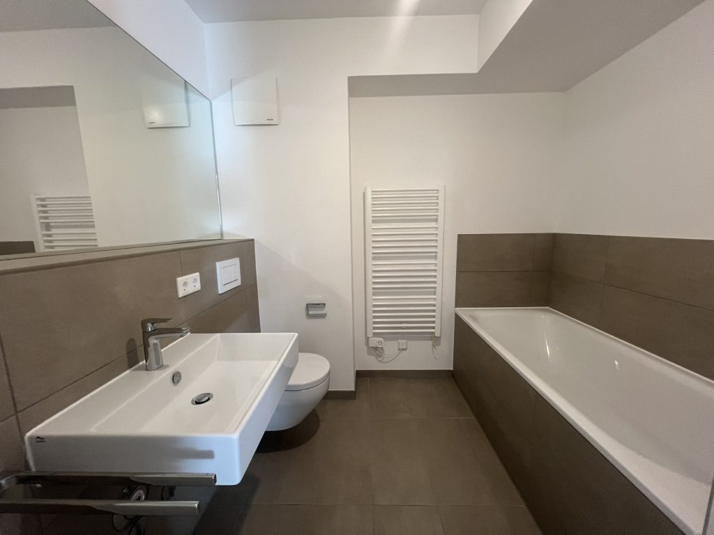 Hirn Immobilien GmbH - Immobilienangebot - Neu-Ulm - Wohnungen - 3-Zi.-Whg., 91,86 qm im 3. OG - SÜD STADT MITTE - ZUHAUSE MITTEN IN NEU-ULM