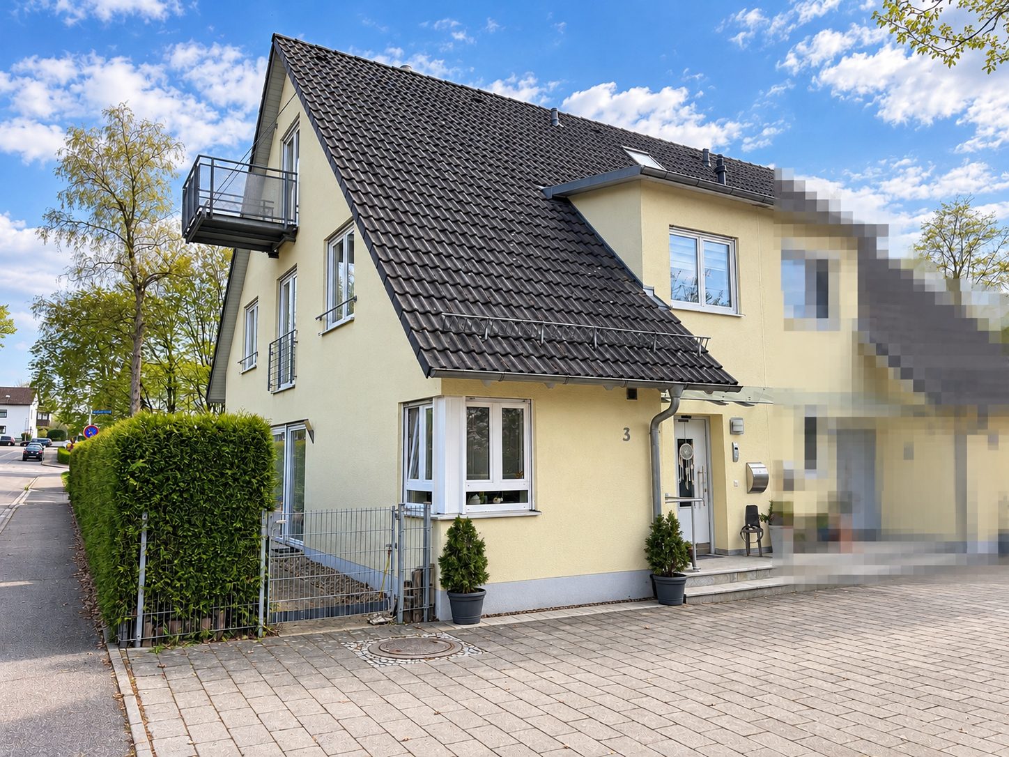 Hirn Immobilien GmbH - Immobilienangebot - Weißenhorn - Häuser - Attraktive Doppelhaushälfte in begehrter Wohnlage von Weißenhorn