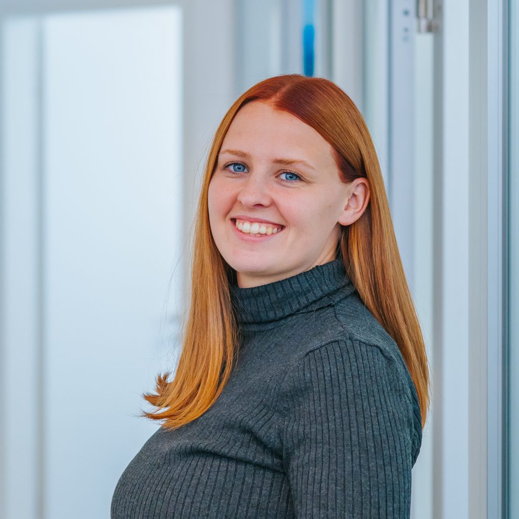 Julia Hirn