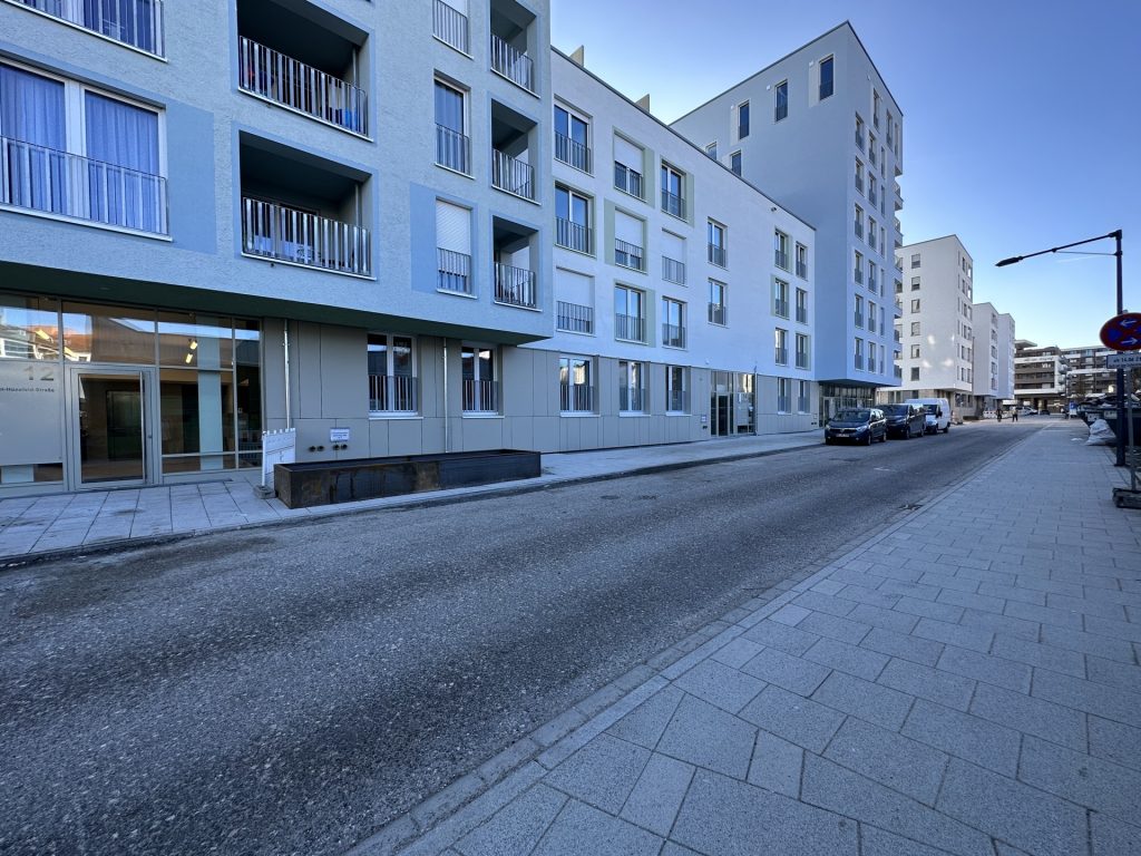 Hirn Immobilien GmbH - Immobilienangebot - Neu-Ulm - Wohnungen - 2-Zi.-Whg., 51,78 qm im 3. OG - SÜD STADT MITTE - ZUHAUSE MITTEN IN NEU-ULM