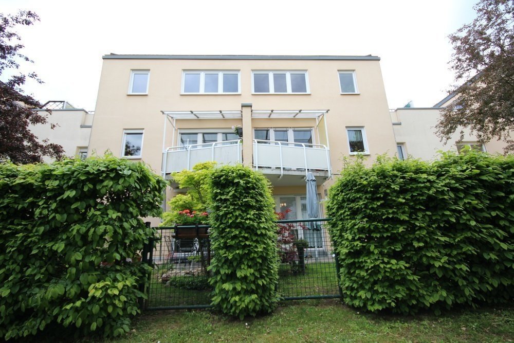 Immobilienangebot - Regensburg - Wohnung - 3-Zimmer EG-Wohnung mit Potential in begehrter Lage am Rennplatz!