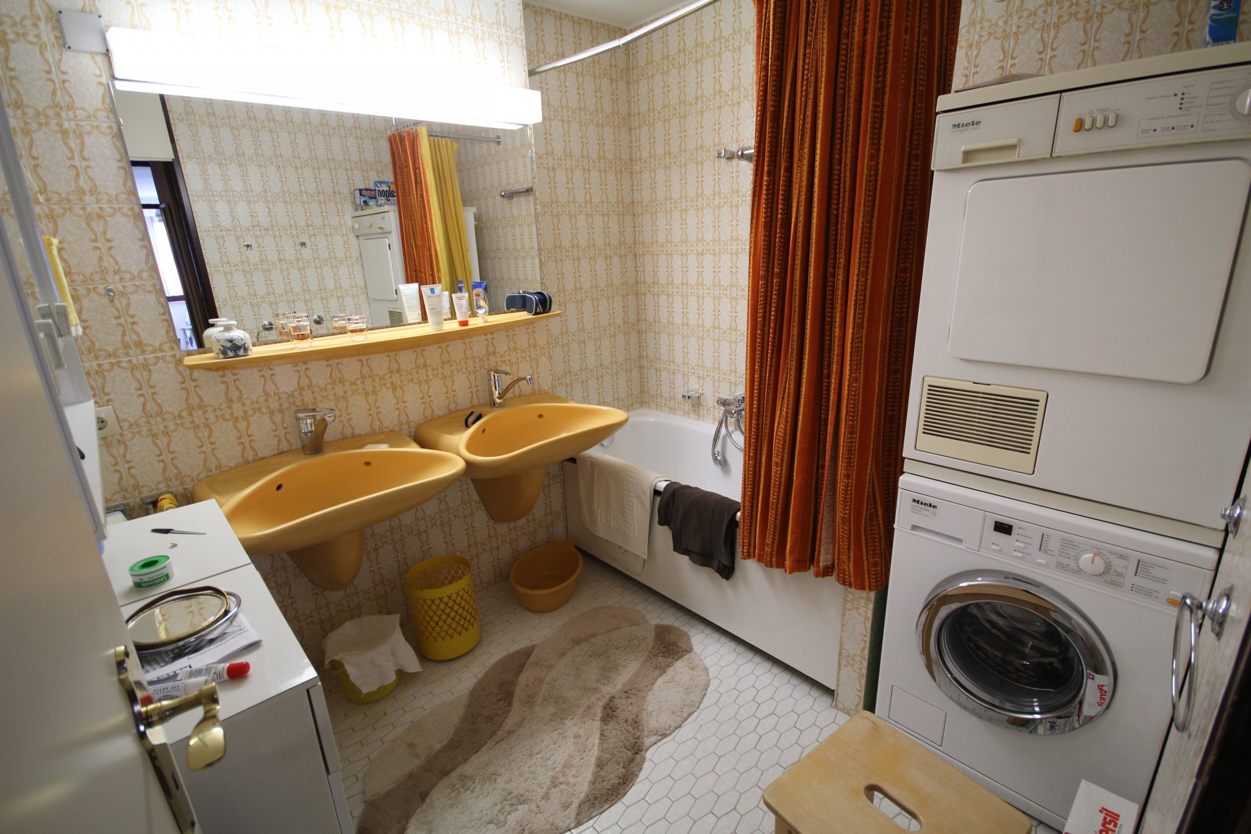 Rennplatz Immobilien - Immobilienankauf, Bad vorher Rennplatz Immobilien - Immobilienankauf, Bad vorher