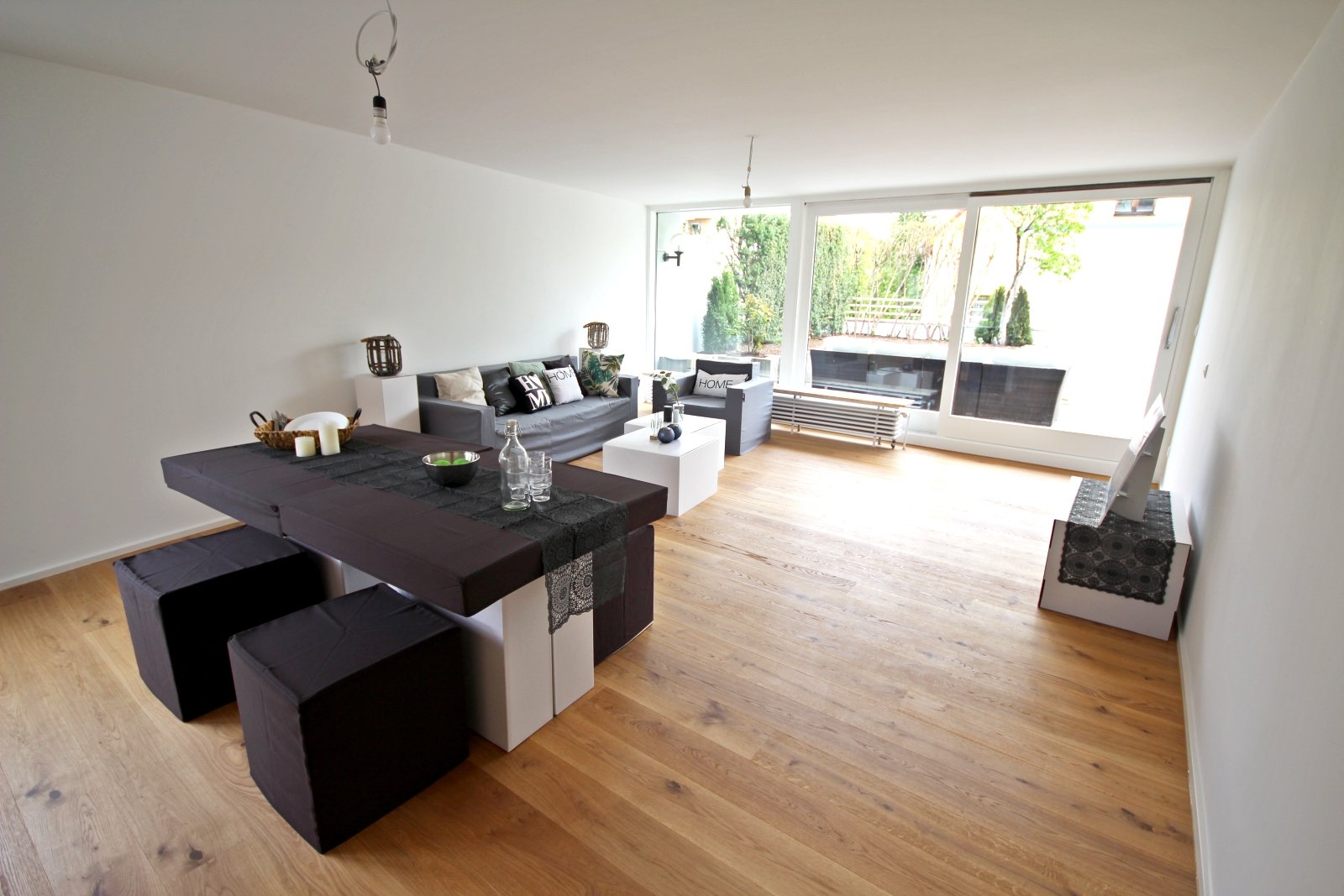 Rennplatz Immobilien - Wohnzimmer nachher Rennplatz Immobilien - Wohnzimmer nachher