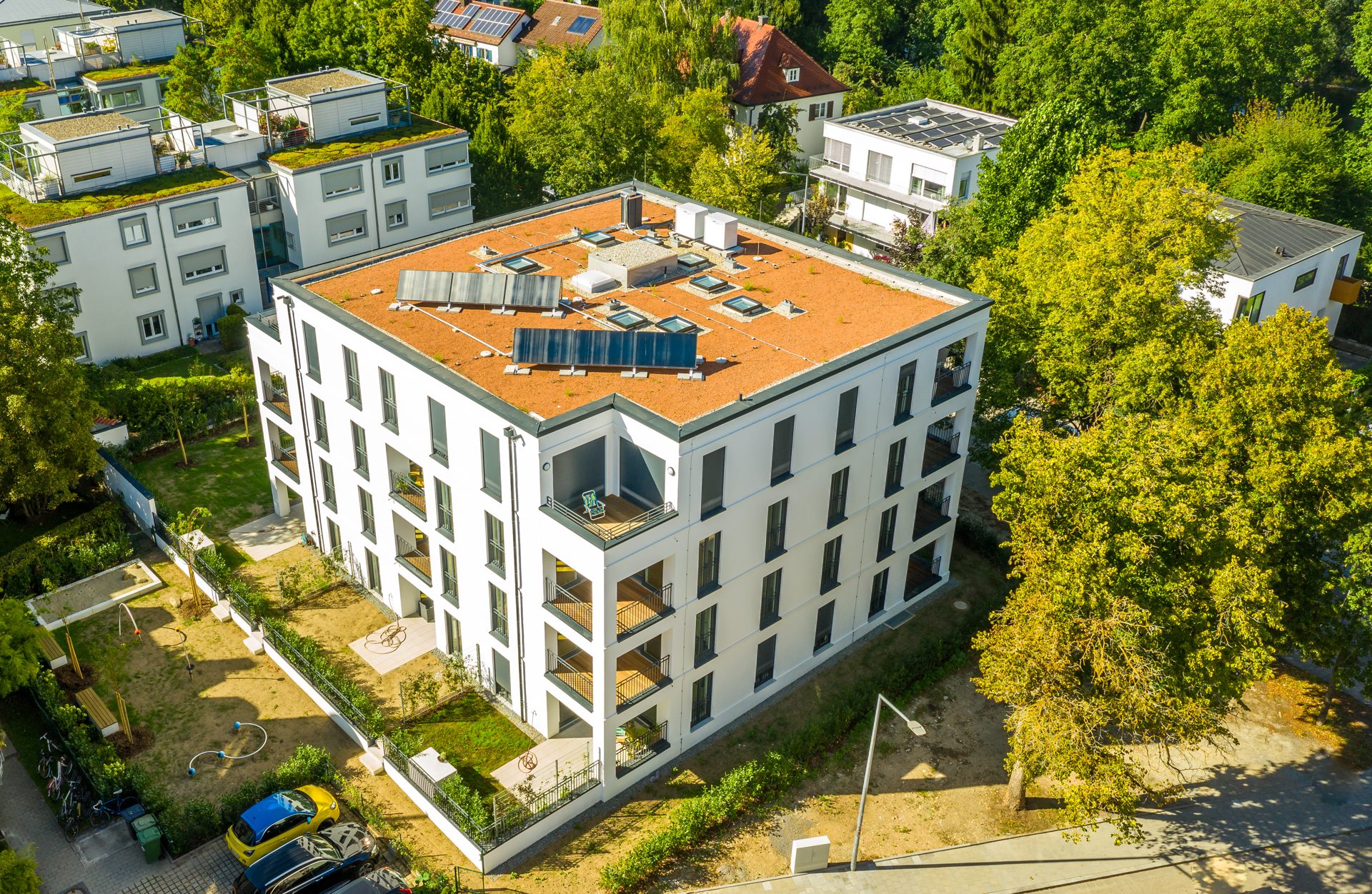 Immobilienangebot - Regensburg - Alle - Exklusive 2-Zimmer-Wohnung mit Loggia in Bestlage am Oberen Wöhrd! Frei ab 01.01.21!