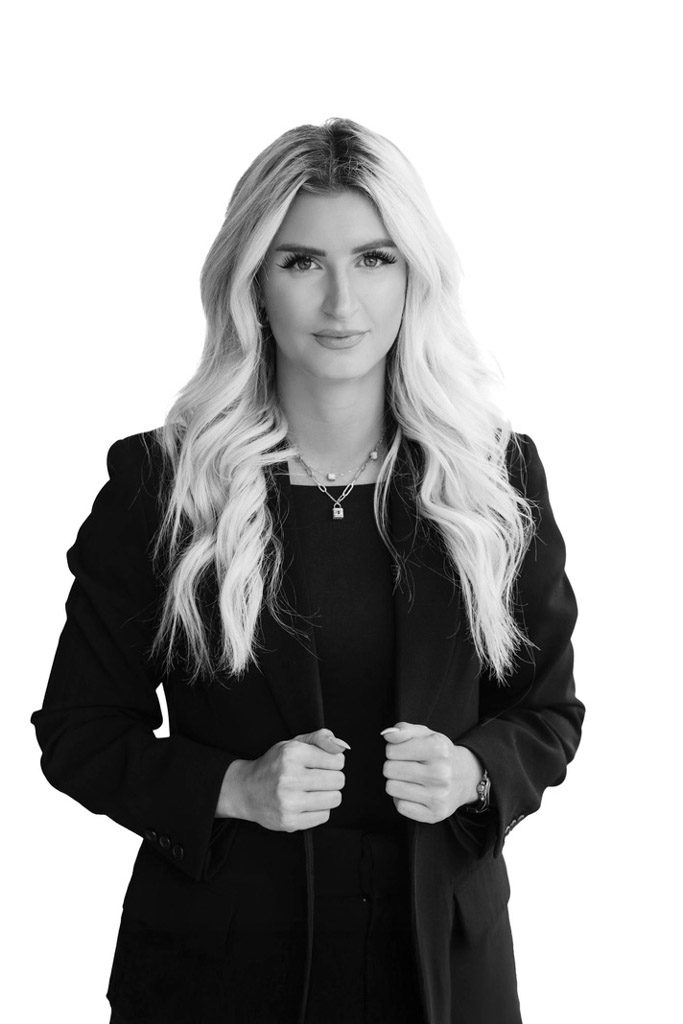 Rennplatz Immobilien Regensburg Unser Team Julia Meller