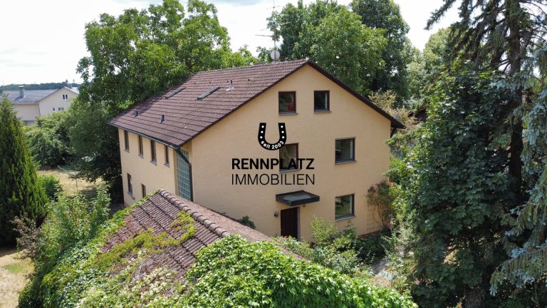 Immobilienangebot - Pentling - Alle - Mehrgenerationenhaus mit vielfältigen Nutzungsmöglichkeiten in ruhiger Lage in Pentling. Frei.
