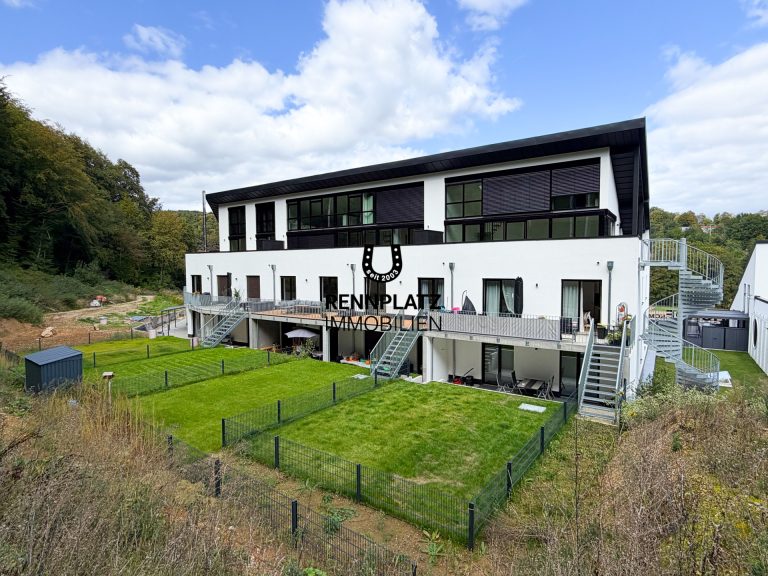 Immobilienangebot - Sinzing - Alle - Exklusive 3,5-Zimmer-Wohnung mit Luxus-EBK und über 40 m² Garten in Sinzing. Kurzfristig frei.