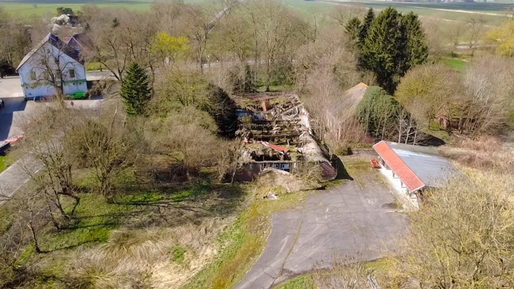 Immobilienangebot - Ovelgönne - Grundstück - Idyllisches Grundstück mit Altbestand und viel Potenzial in Strückhausen bei Ovelgönne zu verkaufen!