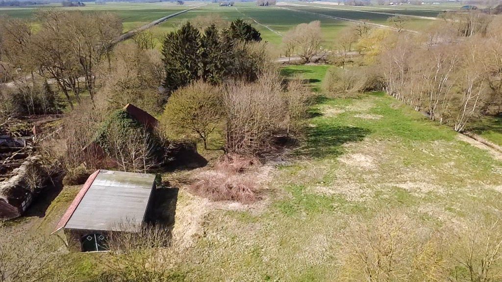 Immobilienangebot - Ovelgönne - Grundstück - Idyllisches Grundstück mit Altbestand und viel Potenzial in Strückhausen bei Ovelgönne zu verkaufen!