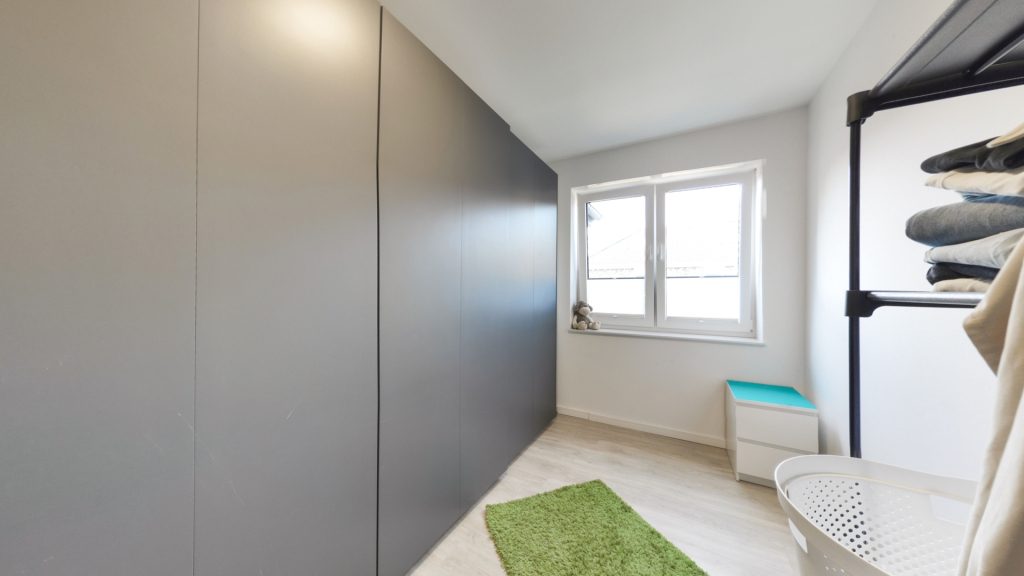 Immobilienangebot - Oldenburg - Wohnen - Moderne Doppelhaushälfte mit 7 Zimmern am Bürgerbusch zu verkaufen!