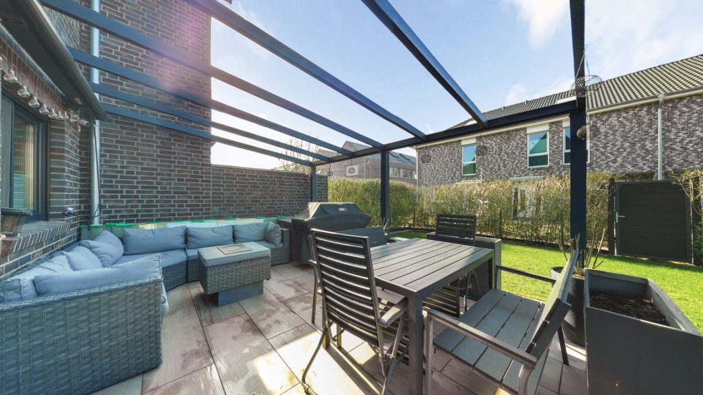 Immobilienangebot - Oldenburg - Wohnen - Moderne Doppelhaushälfte mit 7 Zimmern am Bürgerbusch zu verkaufen!
