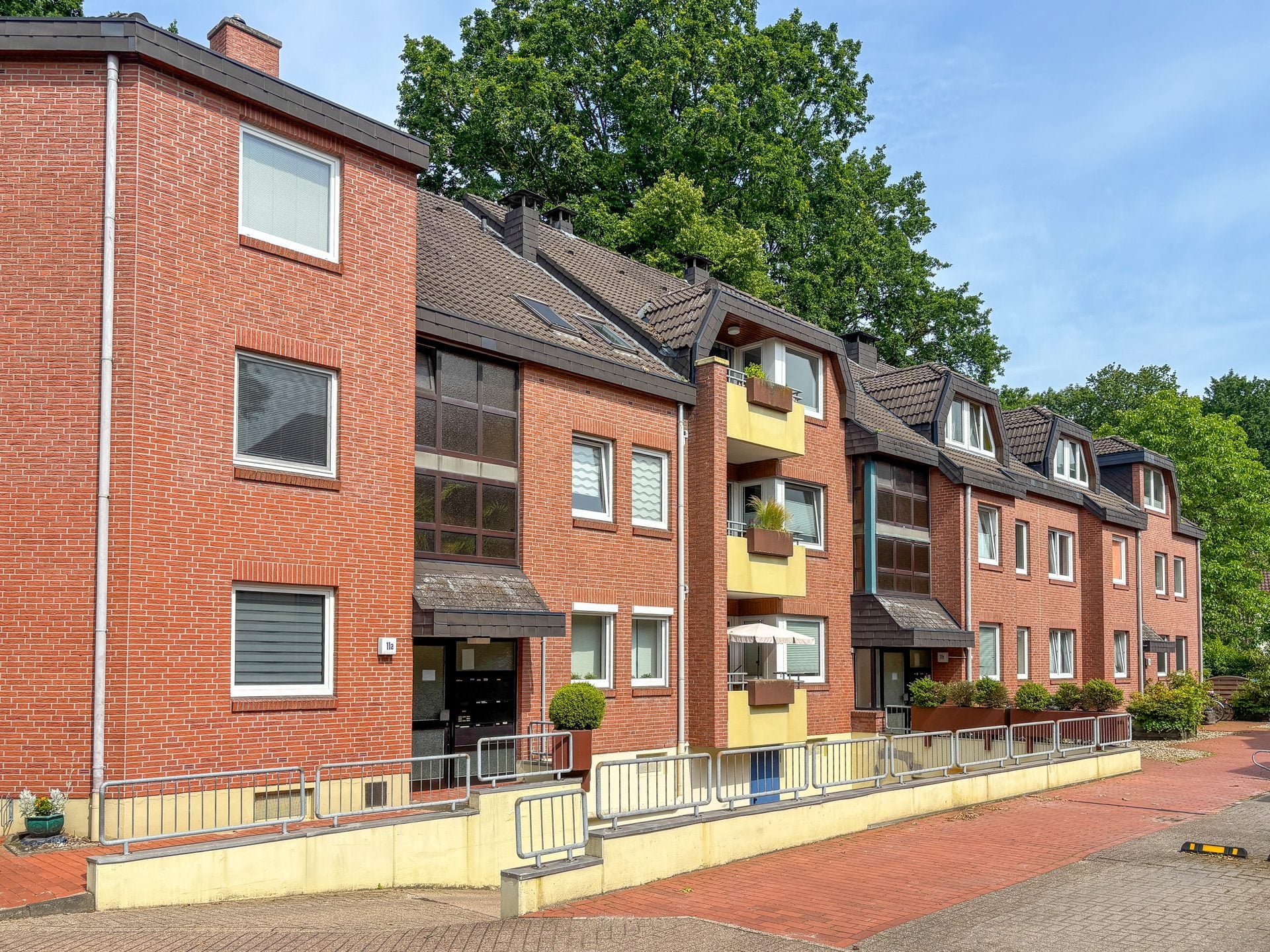 Immobilienangebot - Oldenburg - Wohnen - Gut geschnittene 1-Zimmer-Wohnung mit Balkon und Tiefgarage im beliebtem Stadtteil Eversten