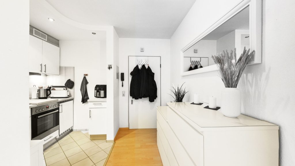 Immobilienangebot - Oldenburg - Wohnen - Gut geschnittene 1-Zimmer-Wohnung mit Balkon und Tiefgarage im beliebtem Stadtteil Eversten