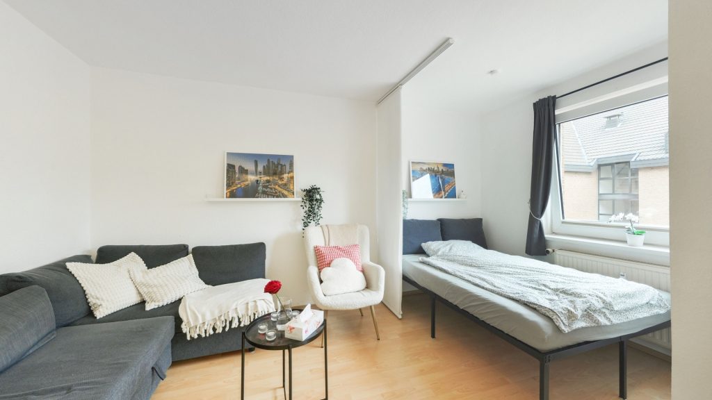 Immobilienangebot - Oldenburg - Wohnen - Gut geschnittene 1-Zimmer-Wohnung mit Balkon und Tiefgarage im beliebtem Stadtteil Eversten