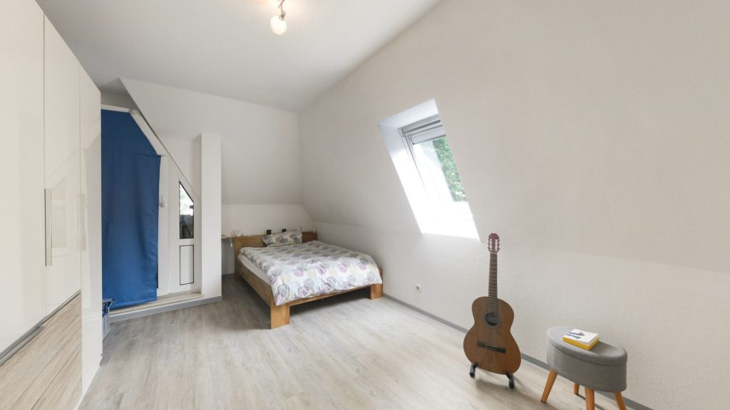 Immobilienangebot - Oldenburg - Wohnen - Attraktive 2-Zimmer-Wohnung mit Loggia und Tiefgaragenstellplatz in begehrter Lage von Eversten