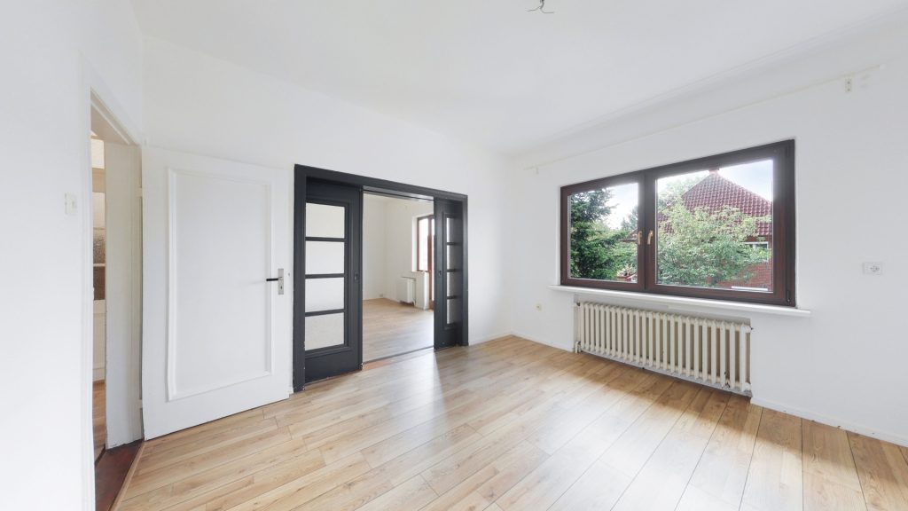 Immobilienangebot - Oldenburg - Wohnen - Repräsentatives 3-Parteienhaus mit Potenzial im Ehnernviertel zu verkaufen!