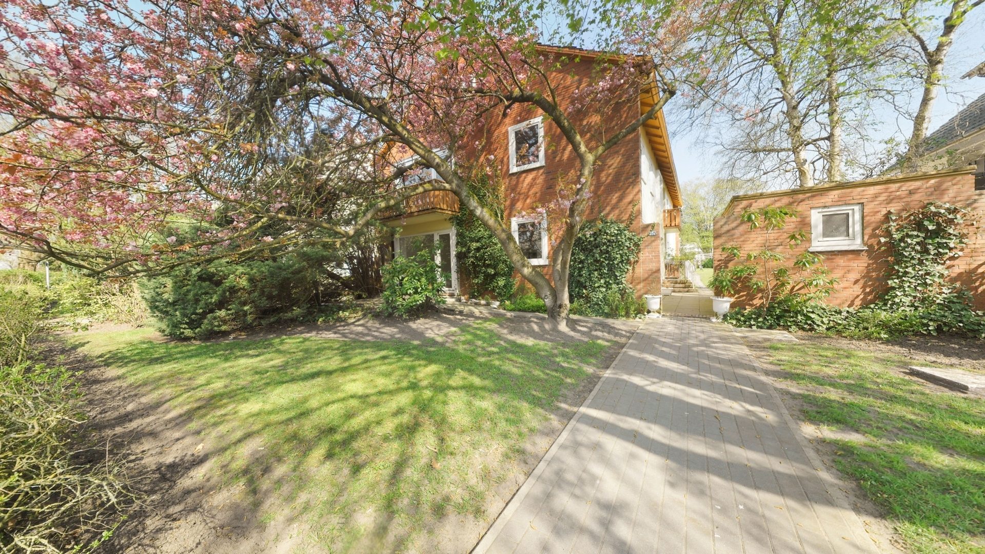 Immobilienangebot - Oldenburg - Wohnen - Kapitalanlage oder Eigennutzung? Hier müssen Sie sich entscheiden!