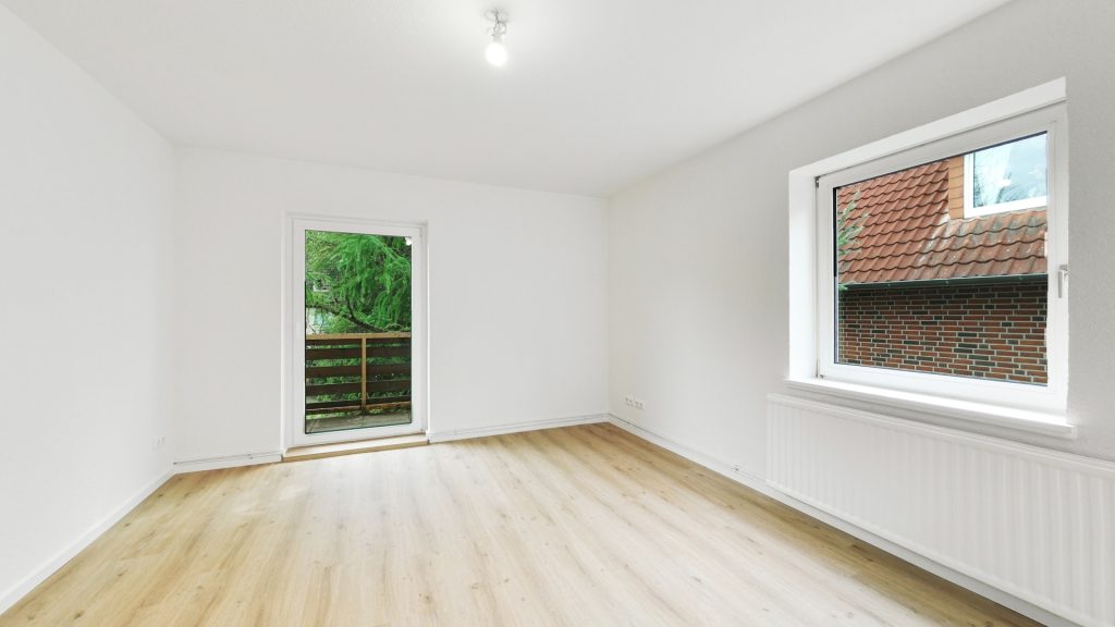 Immobilienangebot - Oldenburg - Rest - Attraktives Mehrfamilienhaus mit 5 Wohneinheiten und Ausbaureserve in Osternburg zu verkaufen!