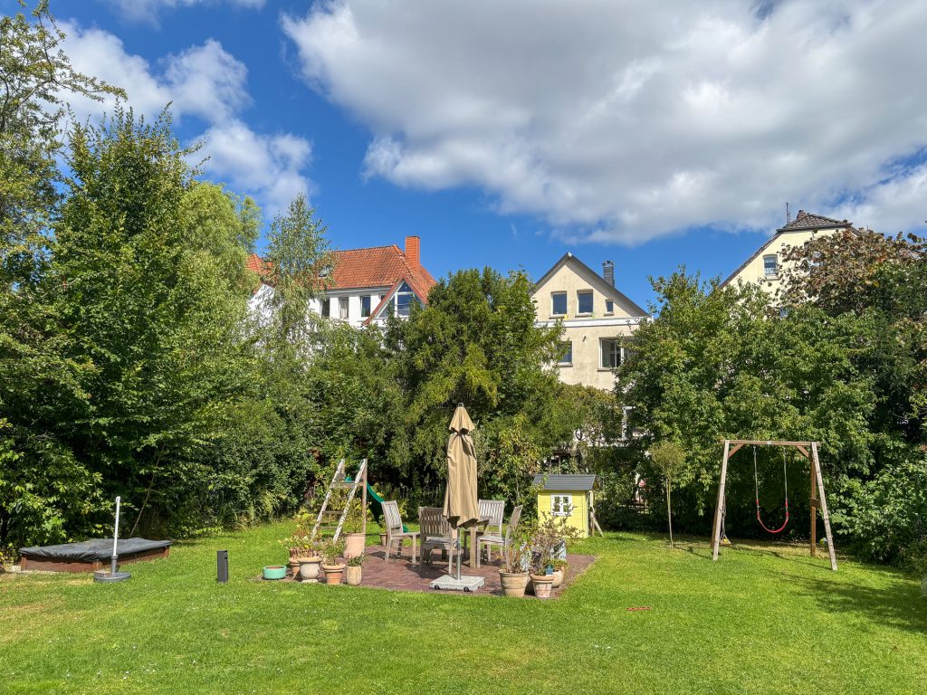 Immobilienangebot - Oldenburg - Wohnen - Charmante 3-Zimmer-Altbauwohnung mit Garten im Haarenesch