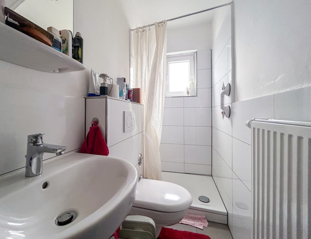 Immobilienangebot - Bremen - Wohnen - Kapitalanleger aufgepasst! Vermietetes Wohn- u. Geschäftshaus in Bremen Woltmershausen zu verkaufen!