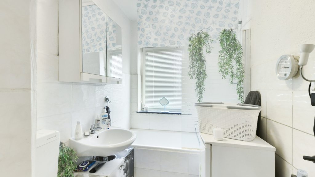 Immobilienangebot - Oldenburg - Wohnen - Großzügige 3-Zimmer-Wohnung mit Terrasse und kleinem Garten in Osternburg zu verkaufen!