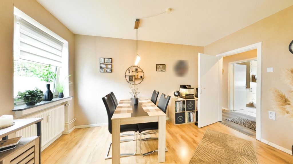 Immobilienangebot - Oldenburg - Wohnen - Großzügige 3-Zimmer-Wohnung mit Terrasse und kleinem Garten in Osternburg zu verkaufen!