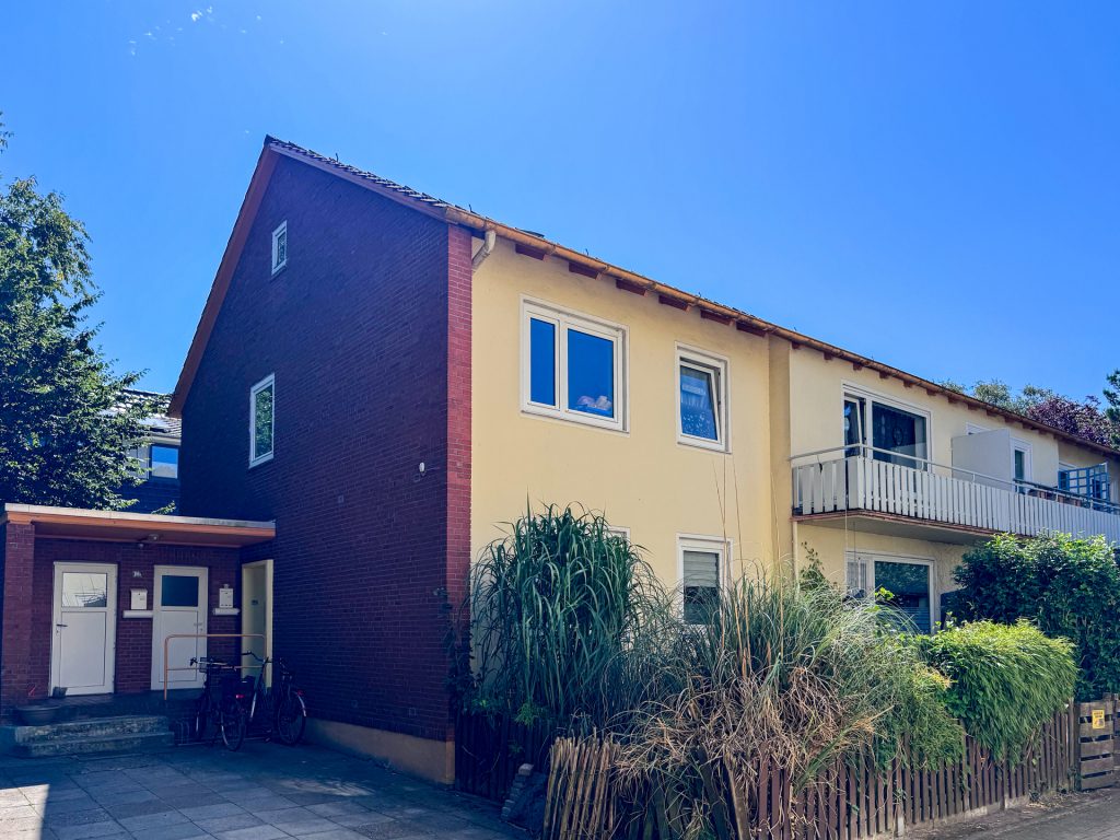Immobilienangebot - Oldenburg - Wohnen - Großzügige 3-Zimmer-Wohnung mit Terrasse und kleinem Garten in Osternburg zu verkaufen!