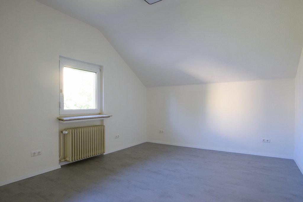 Immobilienangebot - Oldenburg - Wohnen - Erstbezug nach Renovierung – moderne 4er-WG in einem freistehenden Einfamilienhaus – Inklusivmiete!