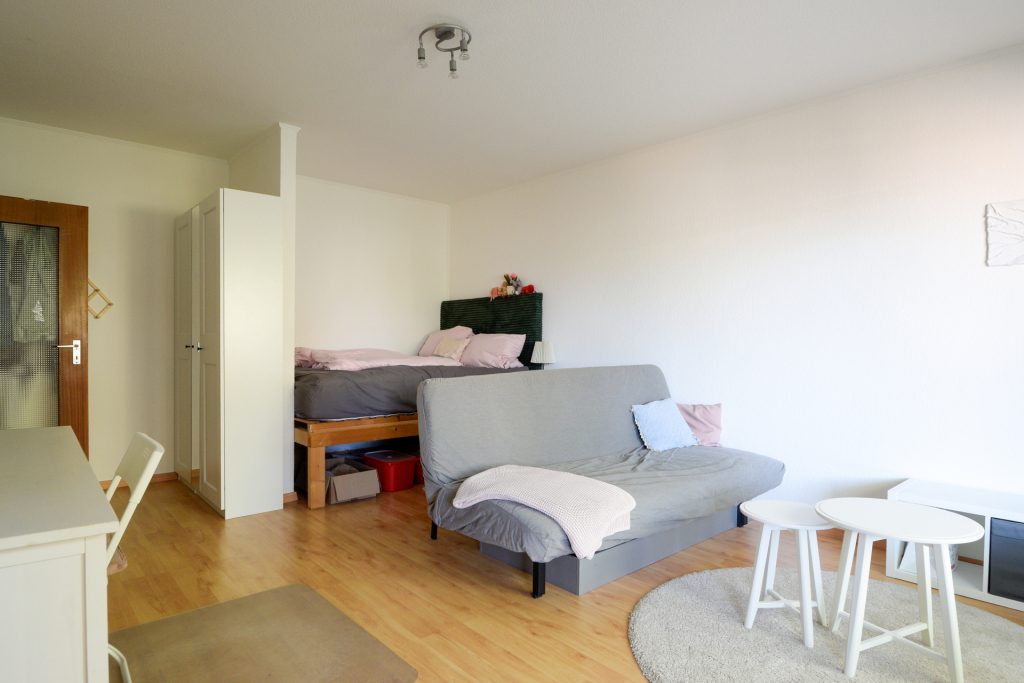 Immobilienangebot - Oldenburg - Wohnen - Helle 1-Zimmer-Wohnung in Uni-Nähe mit großzügigem Balkon
