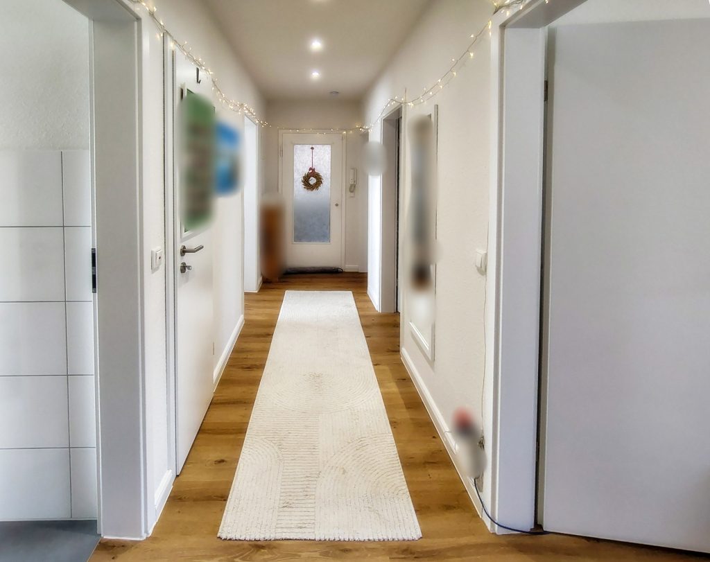 Immobilienangebot - Oldenburg - Wohnen - Renovierte und vermietete 4-Zimmer-Wohnung mit Balkon zu verkaufen!