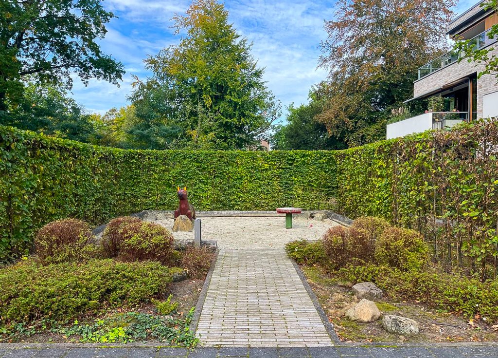 Immobilienangebot - Oldenburg (Oldenburg) - Wohnen - Grüne Uhle - Exklusive Erdgeschosswohnung mit Gartenanteil in gefragter Lage nahe der Universität!