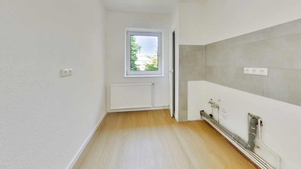 Immobilienangebot - Oldenburg - Wohnen - Sanierte 3-Zimmer-Wohnung im 1. Obergeschoss in Oldenburg/Osternburg - bezugsfrei!