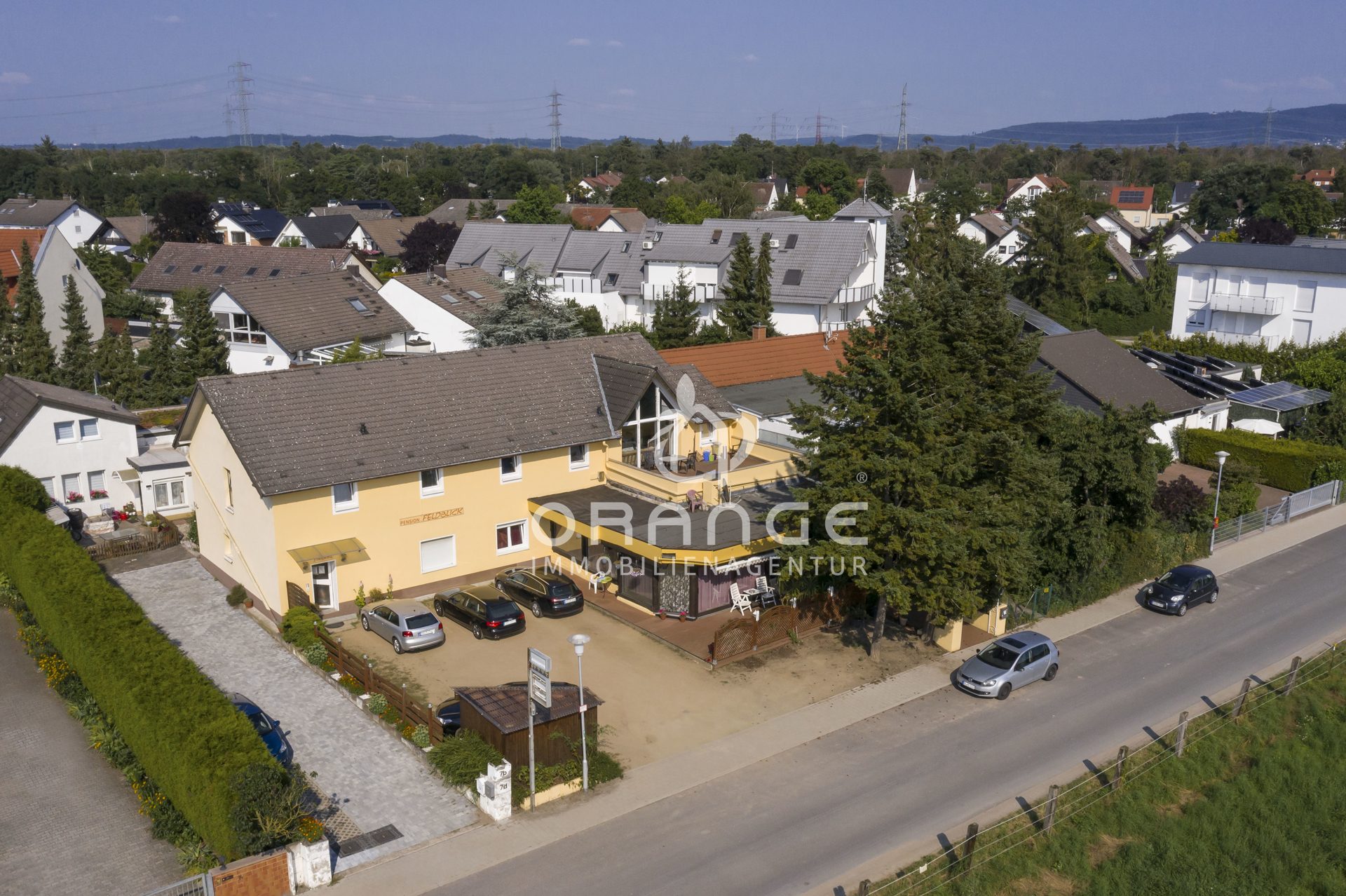 Immobilienangebot - Pfungstadt - Alle - PENSION MIT 13 ZIMMERN UND 3 WOHNUNGEN VOR FRANKFURT IN PFUNGSTADT