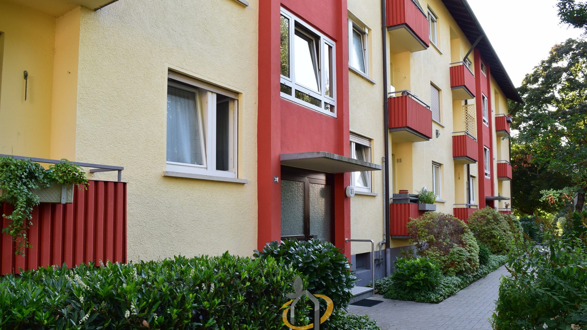 Immobilienangebot - Bühl - Alle - GERÄUMIGE 3-ZI-WOHNUNG mit 2 BALKONEN