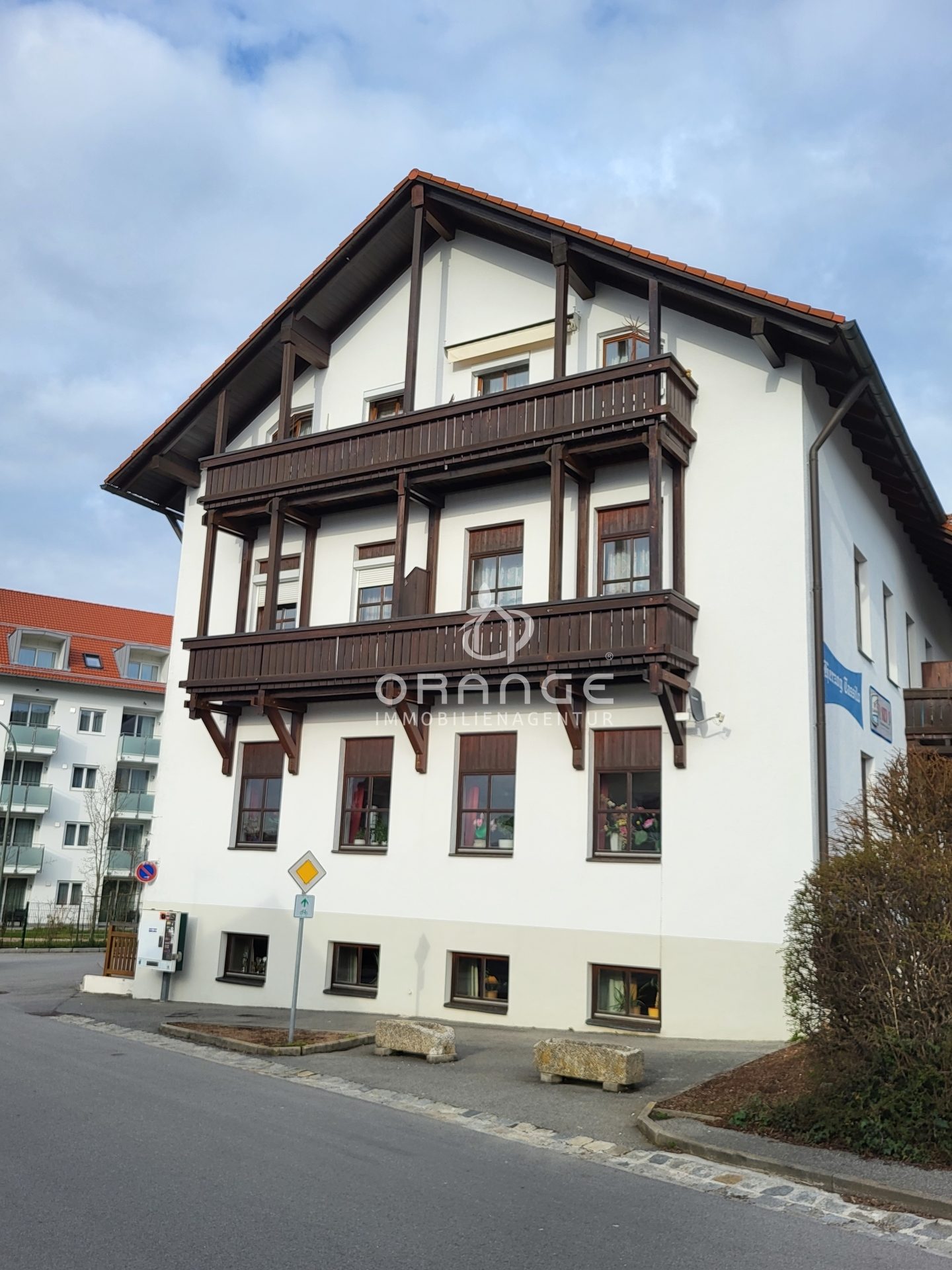 Immobilienangebot - Bad Griesbach im Rottal - Alle - ***Gemütliche 2 Zimmer-Wohnung in Bad Griesbach mit Tiefgaragenstellplatz***