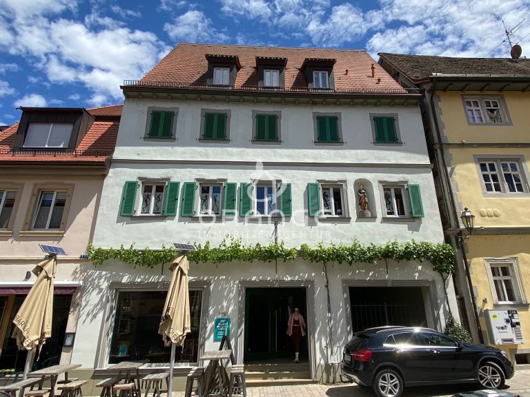 Immobilienangebot - Volkach - Alle - TOP WOHN-UND GESCHÄFTSHAUS