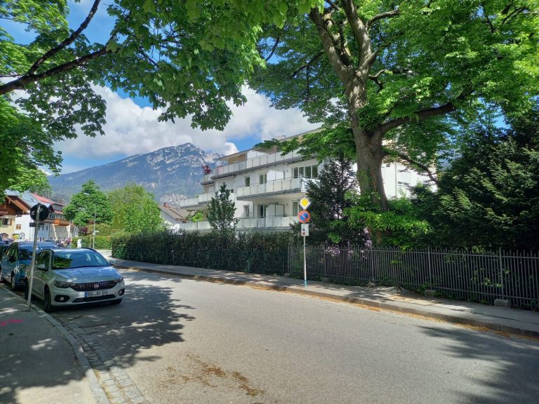 Immobilienangebot - Bad Reichenhall - Alle - MODERNE 2-ZIMMER WOHNUNG MIT BALKON UND AUSBLICK
