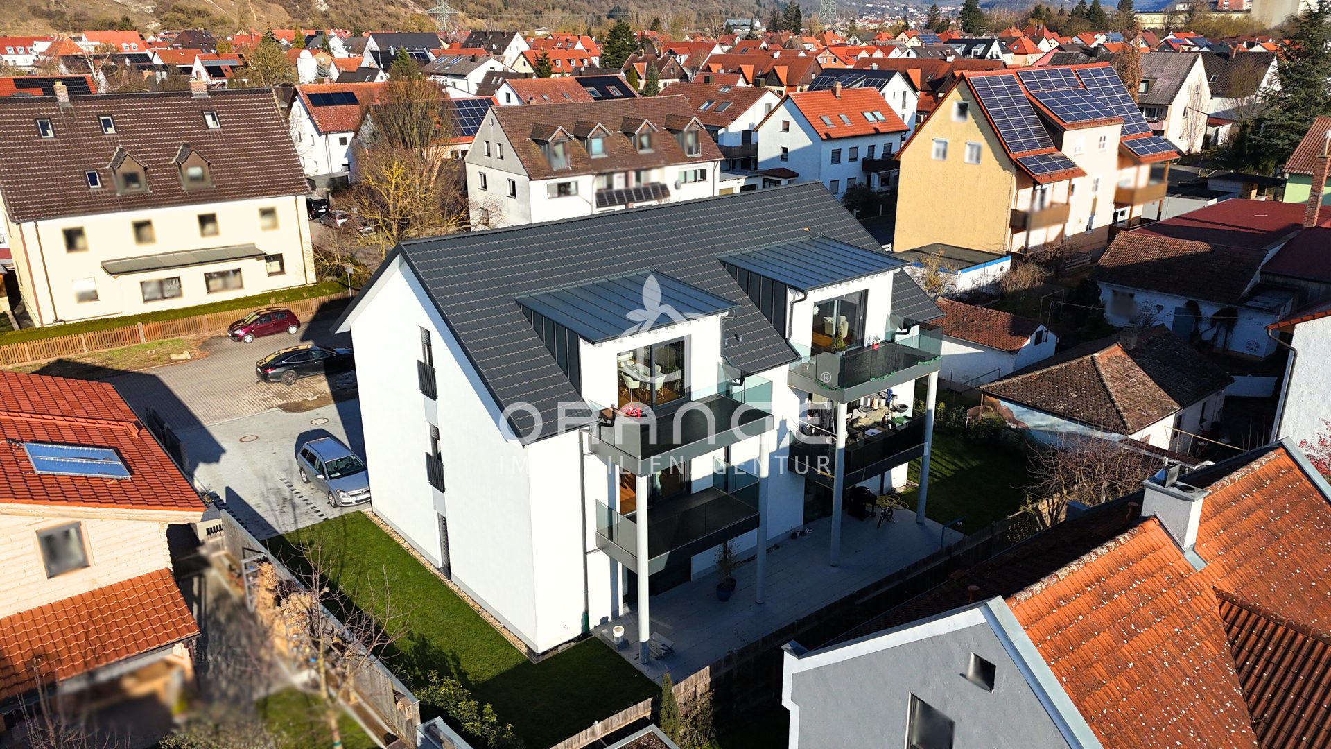 Immobilienangebot - Regensburg / Schwabelweis - Alle - Luxus trifft Nachhaltigkeit – Wohnen, wo Neubau fast unmöglich ist!