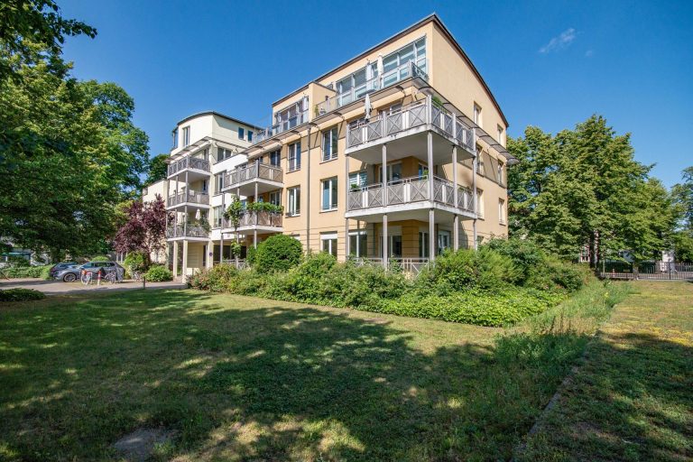 Immobilienangebot - Potsdam - Alle - SCHÖN GELEGENES GEWERBE 
MIT BALKON IN WASSERNÄHE