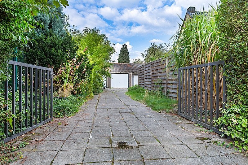 Immobilienangebot - Gelsenkirchen - Alle - Das Dornröschenhaus! Teilmodernisiertes Einfamilienhaus!