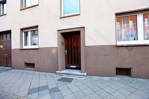Eingangsbereich Immobilienangebot - Gelsenkirchen - Alle - Mehrfamilienhaus in ruhiger Lage mit guter Rendite!