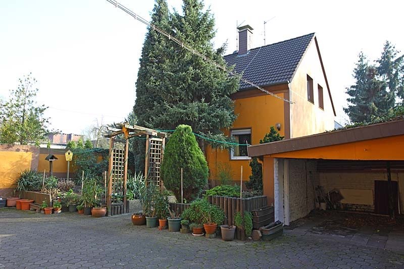 Immobilienangebot - Gelsenkirchen - Alle - Mehrfamilienhaus mit kleinem Einfamilienhaus in ruhiger Lage!
