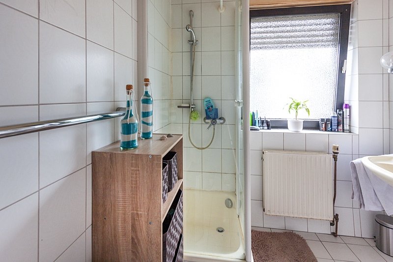 Immobilienangebot - Borken - Alle - Große Wohnung - Schwimmbad und Aufzug im Haus!