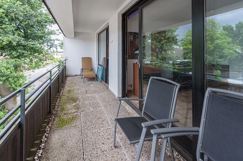 Immobilienangebot - Borken - Alle - Große Wohnung - Schwimmbad und Aufzug im Haus!