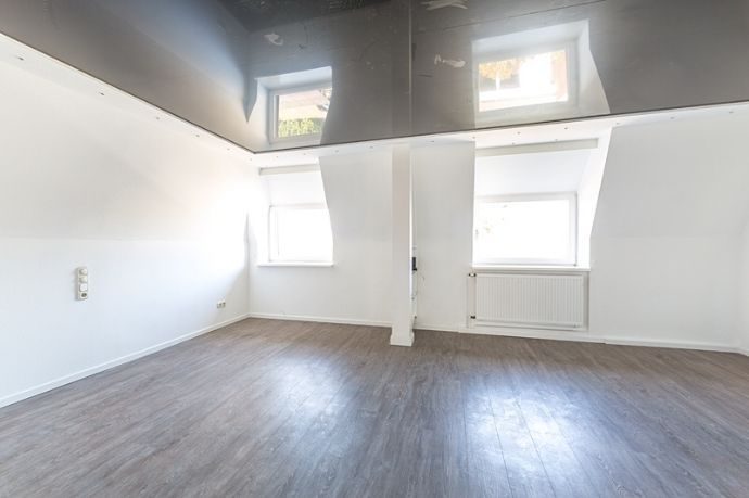 Immobilienangebot - Gelsenkirchen / Buer - Wohnungen - Dachgeschosswohnung in bester Innenstadtlage von Buer!