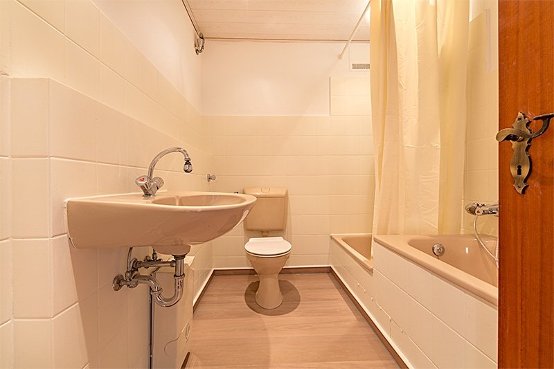 Immobilienangebot - Gelsenkirchen - Alle - Frisch renovierte Drei-Zimmerwohnung mit Balkon!